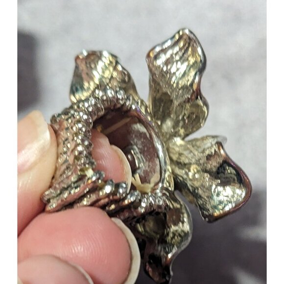 Chunky Floral Black And White Stretch Statement Ring Size 6 1/2 - Picture 16 of 16